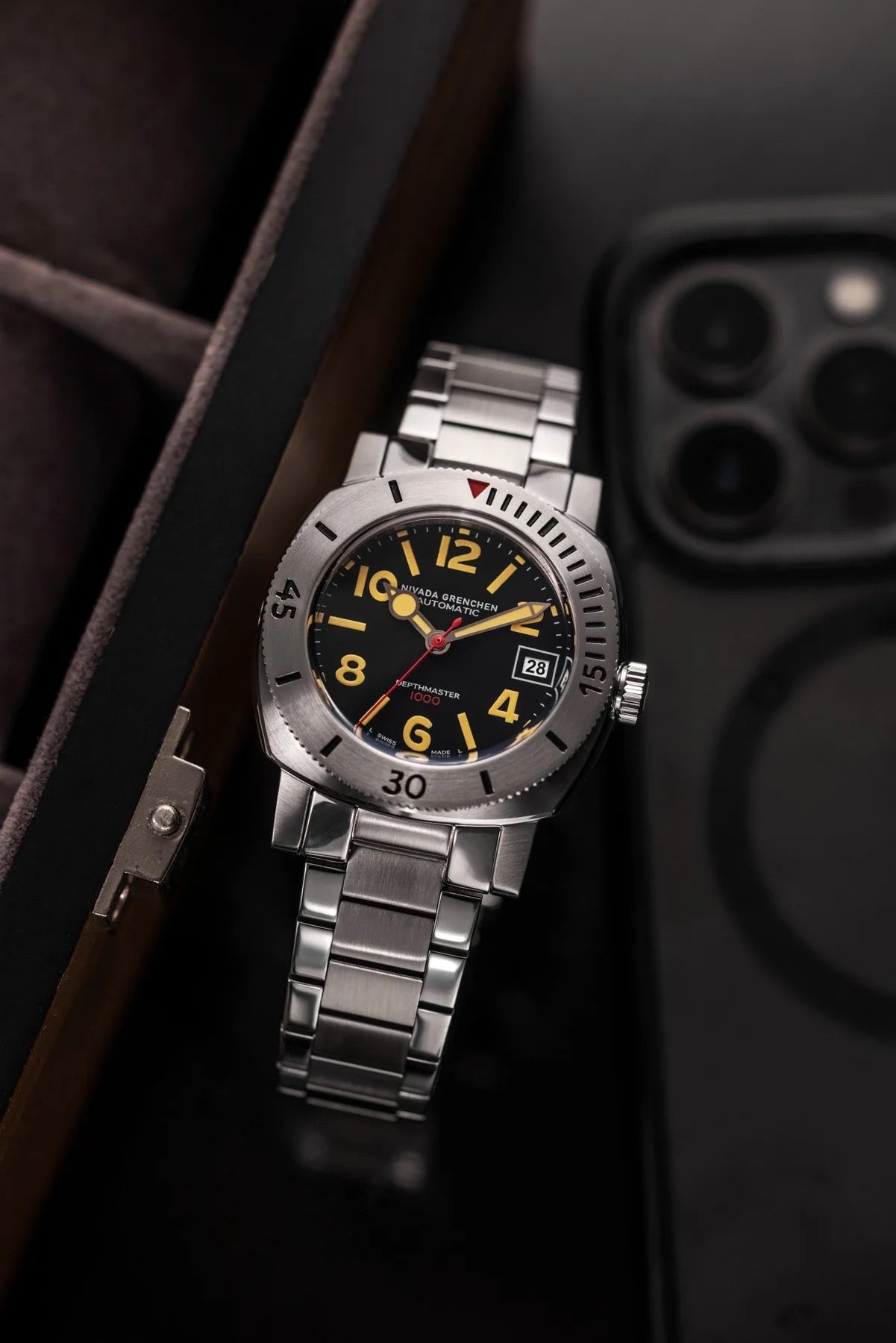 NIVADA GRENCHEN : DEPTHMASTER BLACK DATE
