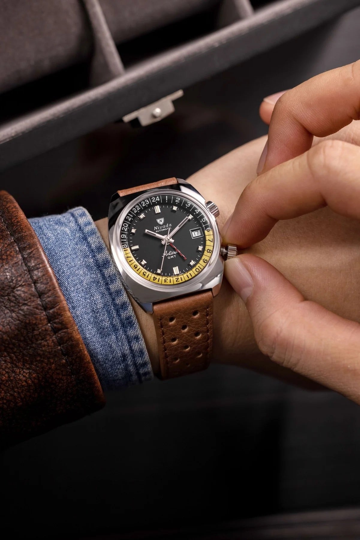 NIVADA GRENCHEN : ANTARCTIC GMT BLACK