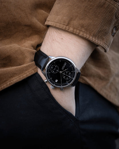 AV86 : 1844 CHRONOGRAPH - STEEL BLACK