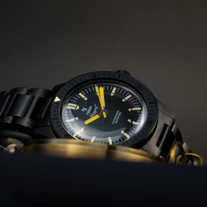 MONTRE YEMA : NAVYGRAF PHANTOM CMM.10 ÉDITION LIMITÉE 21.26.10.66.SNL.M6