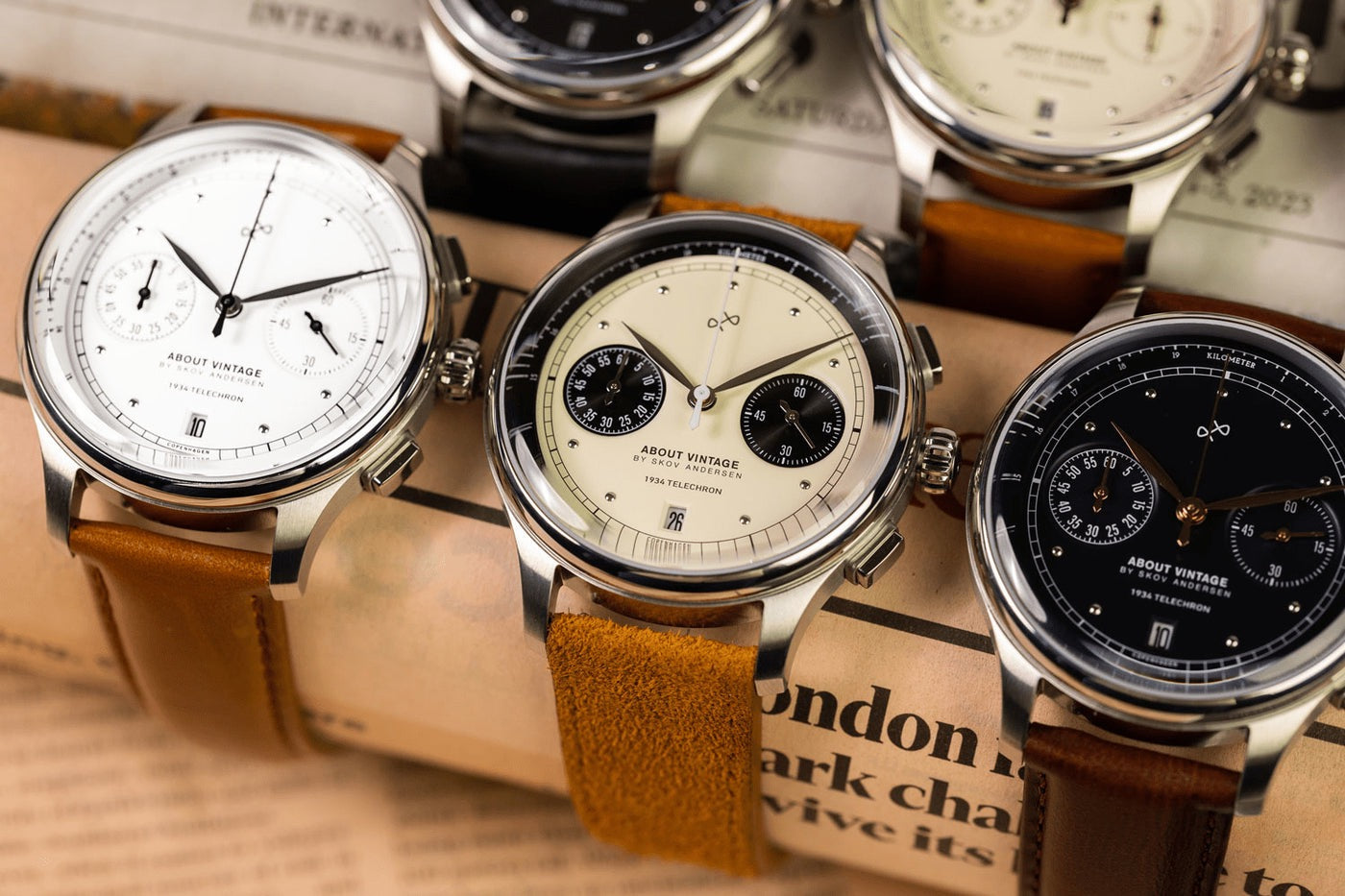 AV86 : 1934 TELECHRON STEEL OFF WHITE & BLACK