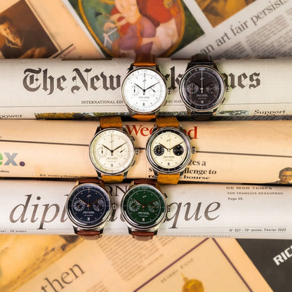 AV86 : 1934 TELECHRON STEEL OFF WHITE & BLACK