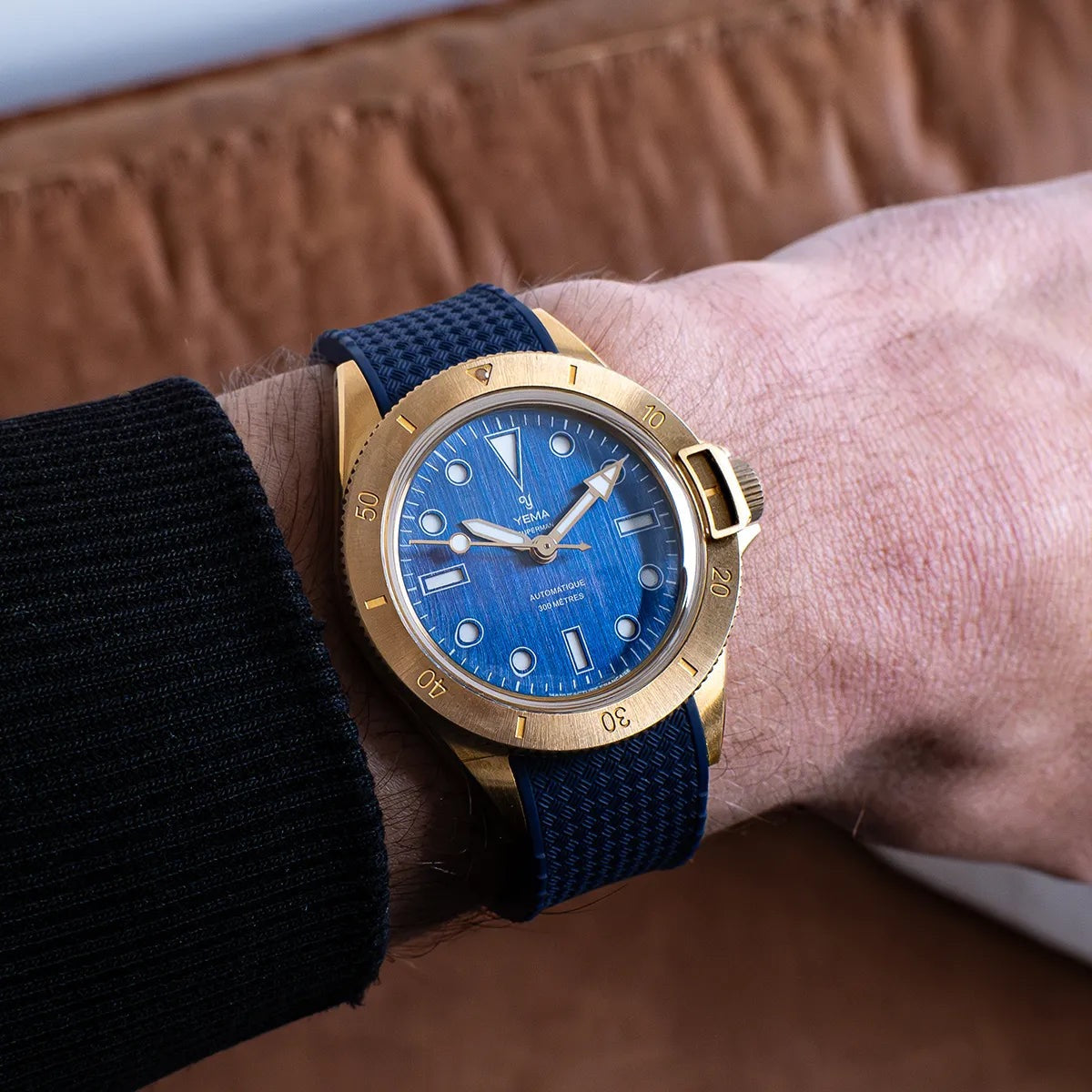 RELOJ YEMA: SUPERMAN BRONCE 10CM EDICIÓN LIMITADA