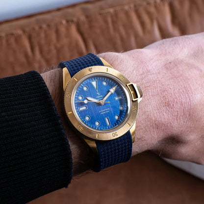 RELOJ YEMA: SUPERMAN BRONCE 10CM EDICIÓN LIMITADA