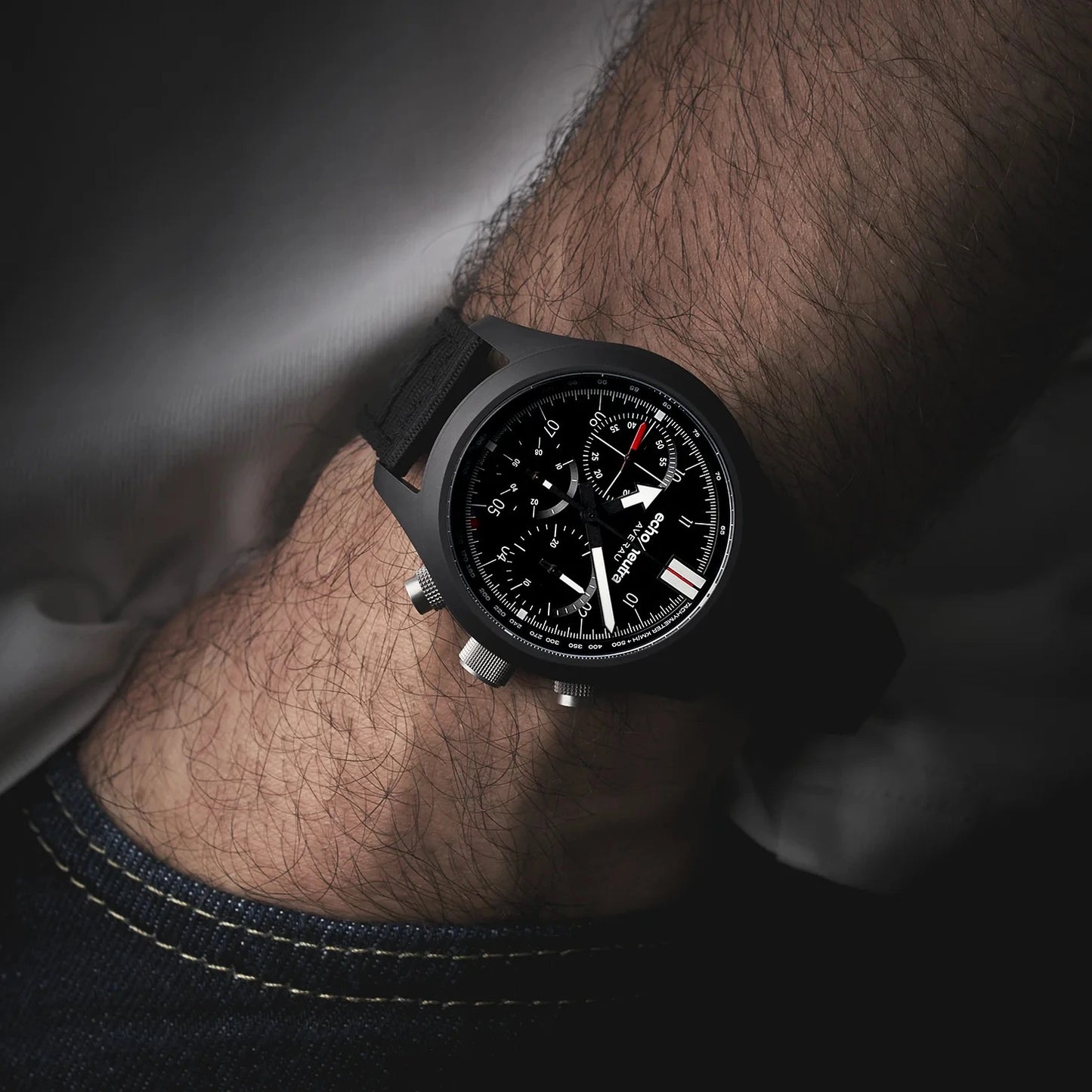 ECHO/NEUTRA: AVERAU 39 LUNAR PHASE (BIG MOON) BLACK
