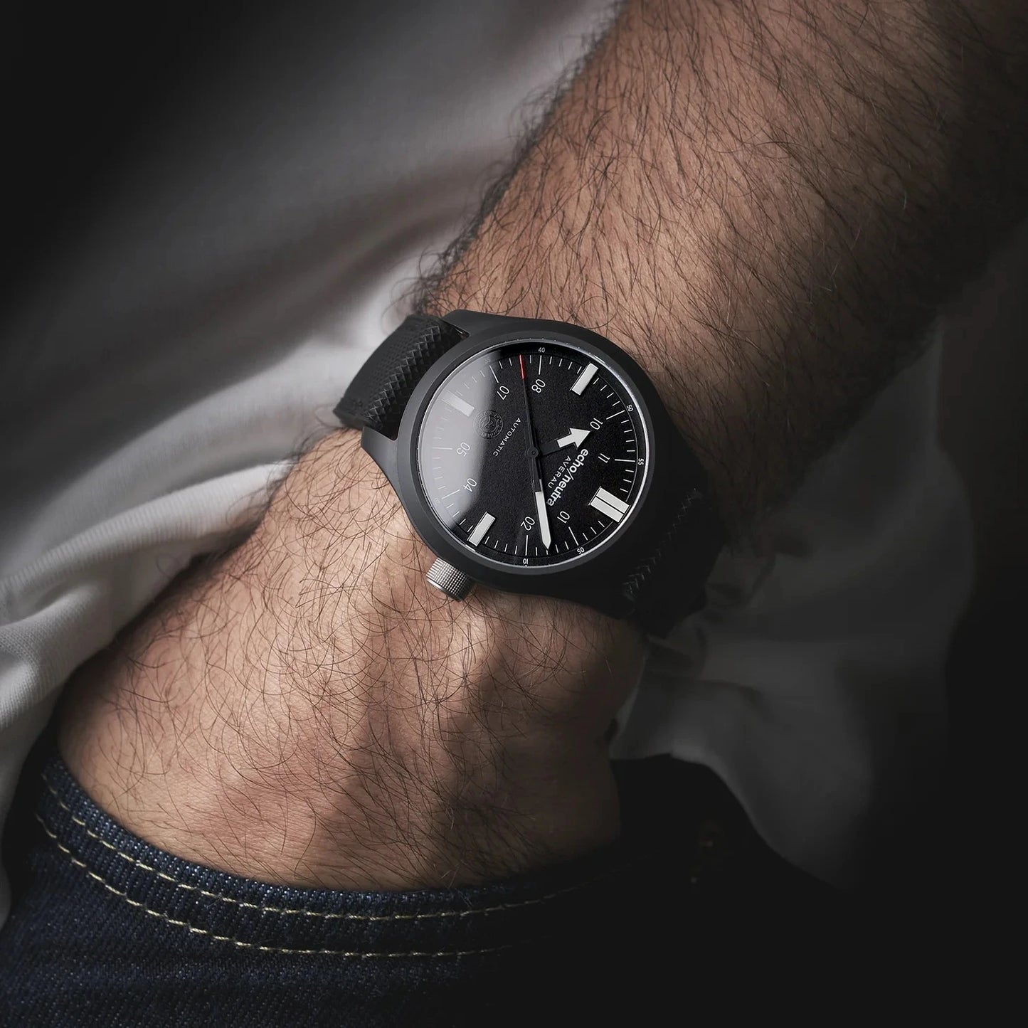 ECHO/NEUTRA: AVERAU 39 LUNAR PHASE (BIG MOON) BLACK