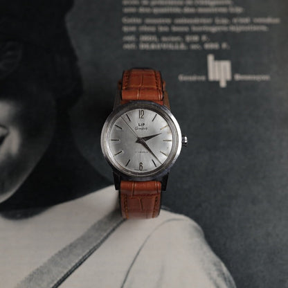 RELOJ LIP GENEVA: ESFERA PLATEADA DE 34 MM