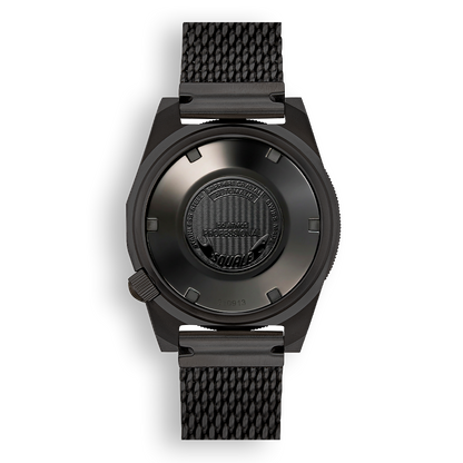 Squale 1521 DLC noire — Milanais noir — détail de la montre