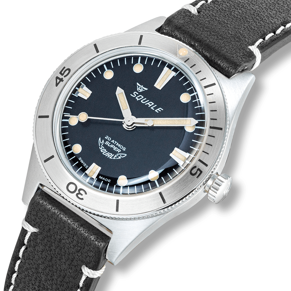 Squale Super Squale Sunray noire — bracelet cuir noir — détail du cadran