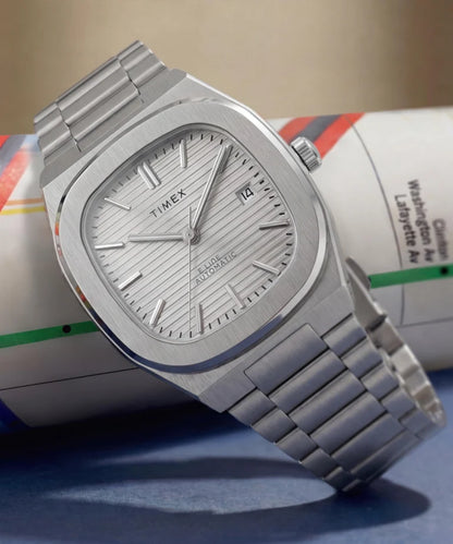 Timex : E Line automatique argenté 38 mm, vue de présentation