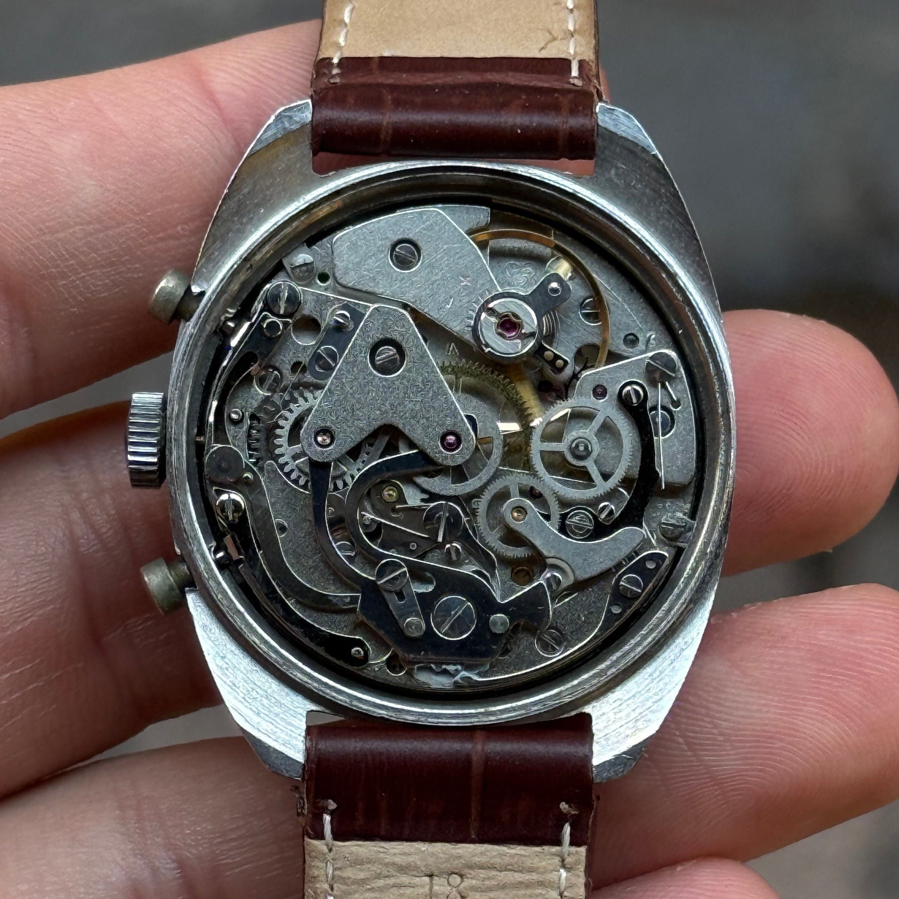 ハグルマケボリ KELVA WATCH: VALJOUX 7734 BICOMPAX CHRONOGRAPH – PAUSE