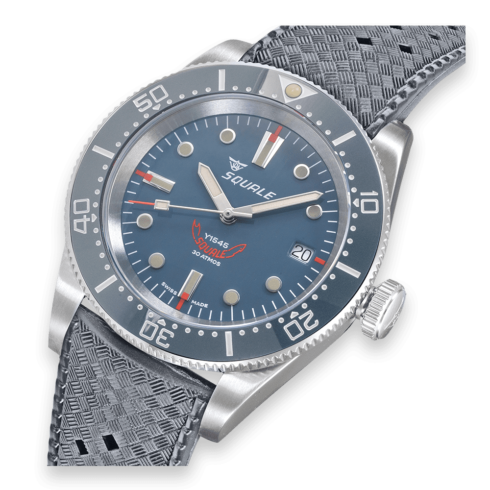 Squale 1545 grise — bracelet caoutchouc gris — détail du cadran