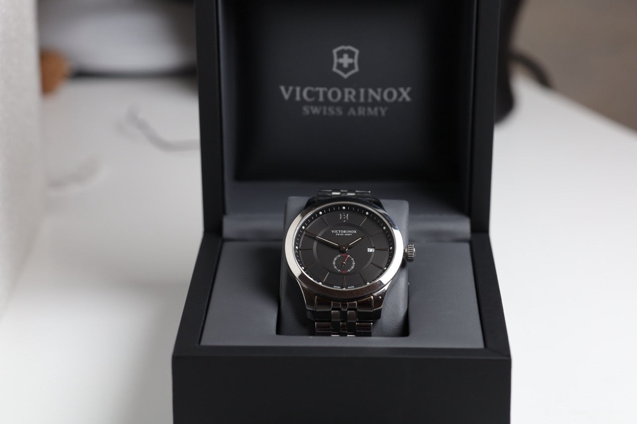 VICTORINOX WATCH: ALLIANCE BLACK 241762