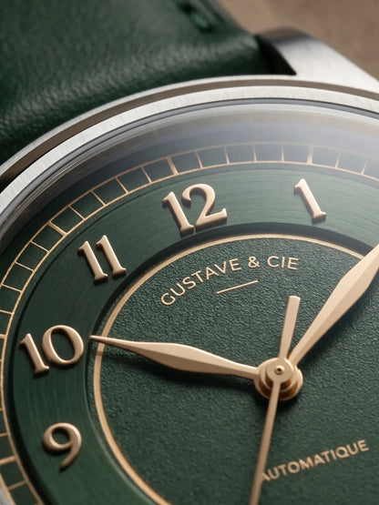 Gustave & Cie Charles Argent Et Vert — détail du cadran