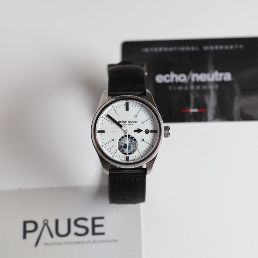 MONTRE ECHO/NEUTRA : AVERAU 39 "BIG MOON" BLANCHE