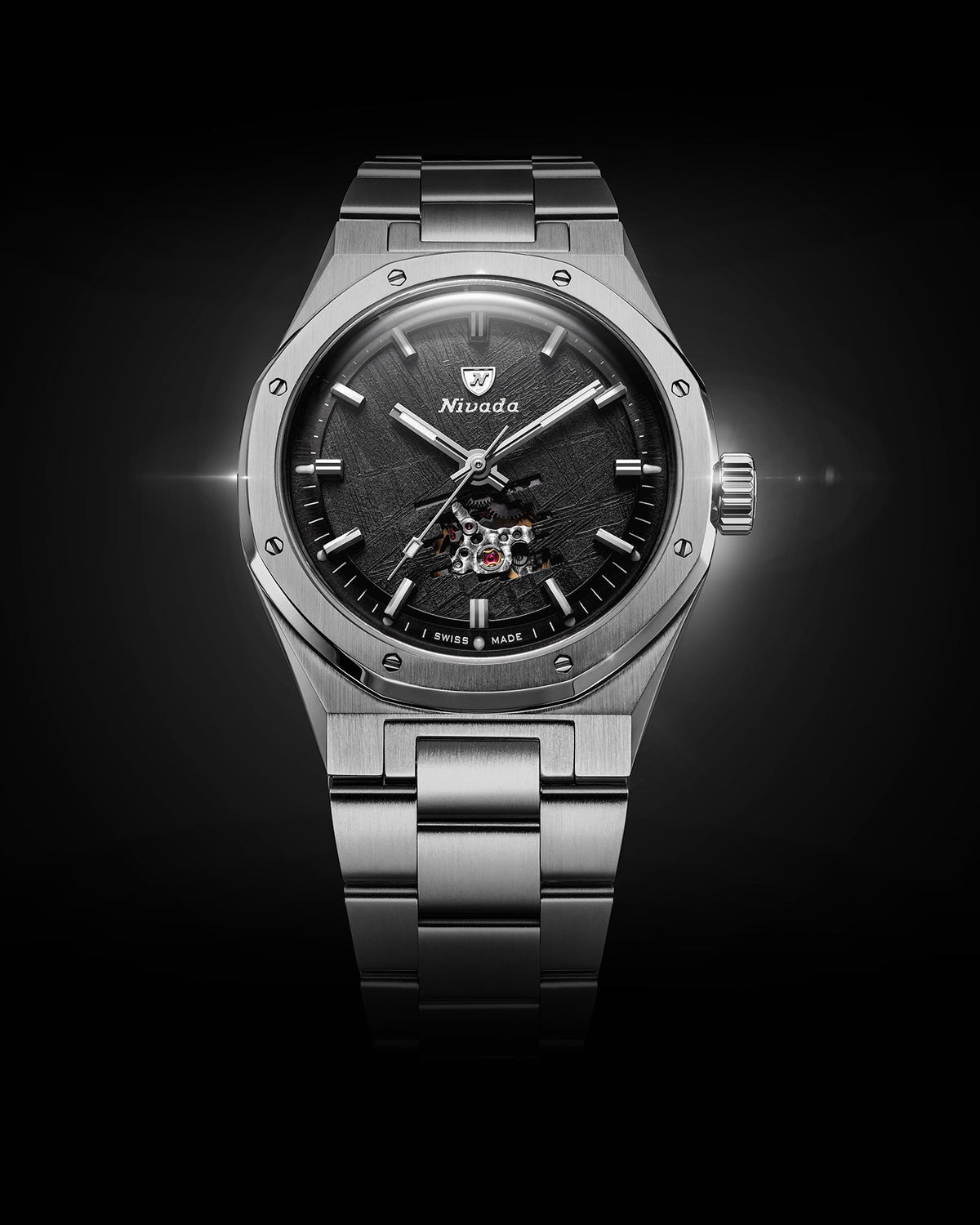 Montre Nivada Grenchen : F77 Titanium Open Heart MK2 Météorite : vue de détail