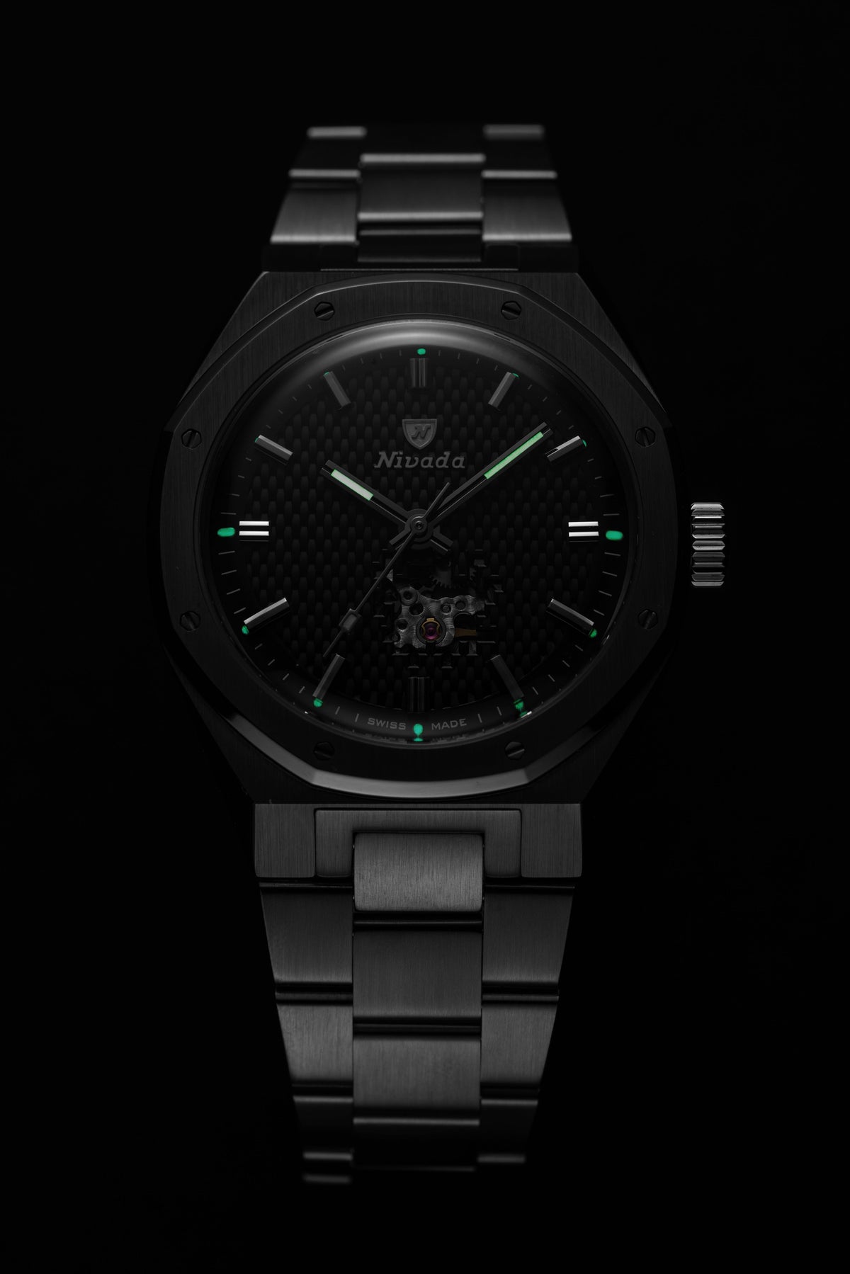 Montre Nivada Grenchen : F77 Titanium Open Heart MK2 Noir : luminescence