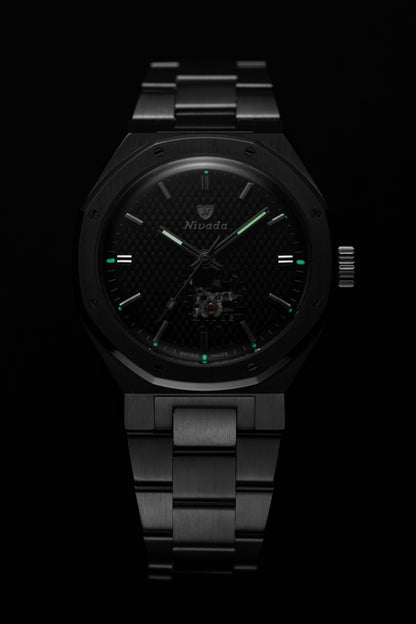 Montre Nivada Grenchen : F77 Titanium Open Heart MK2 Noir : luminescence