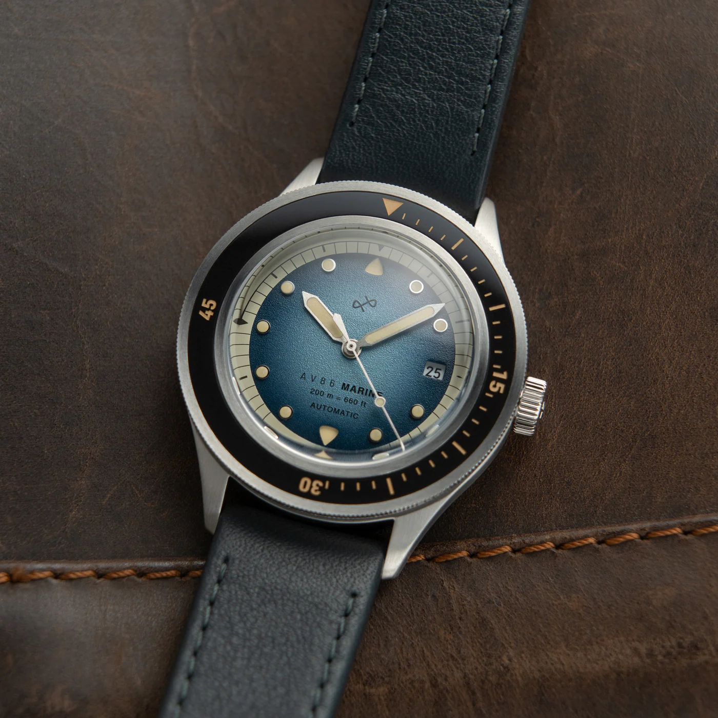 RELOJ AV86: 1956 MARINO AUTOMÁTICO AZUL DEGRADADO