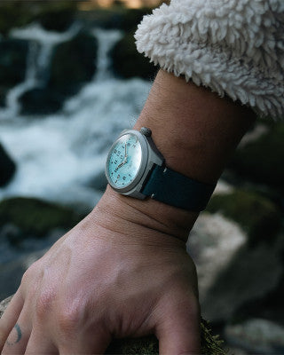 FORMEX : FIELD AUTOMATIQUE ICE BLUE 40 MM
