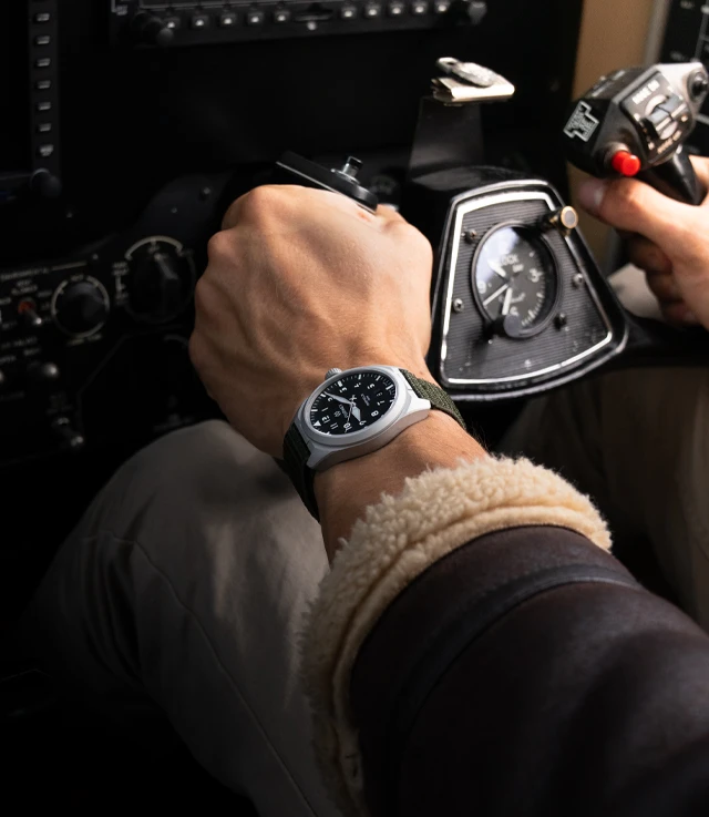 Montre Formex : Airfield Automatique Jet Black