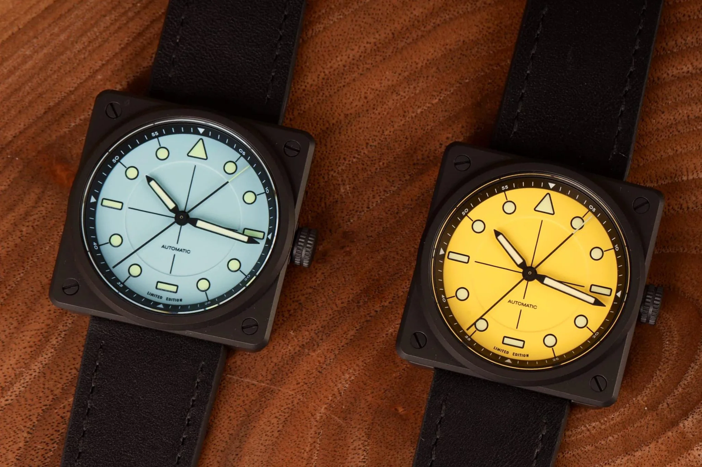 Montre AndoAndoAndo : Vinyl Record Pilot Bleu x Minimal Wear