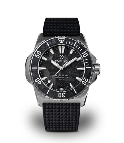 MONTRE FORMEX : REEF 39,5 MM AUTOMATIQUE CARBONE FORGÉ ÉDITION LIMITÉE