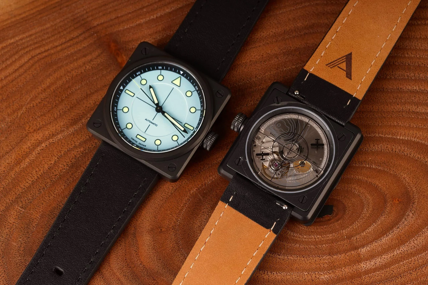 Montre AndoAndoAndo : Vinyl Record Pilot Bleu x Minimal Wear