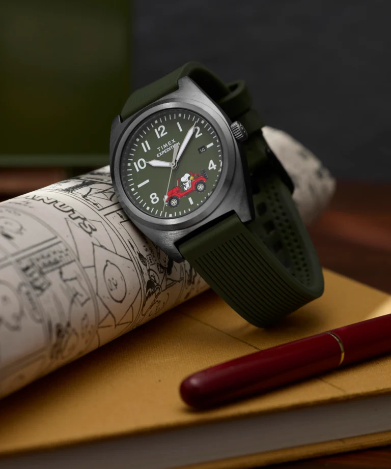 Timex : Peanuts x Timex Expedition Snoopy Road Trip vert 39 mm, vue de présentation