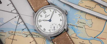 MONTRE LACO : NAVY WATCHES CUXHAVEN 42.5 BLANC 862104.2