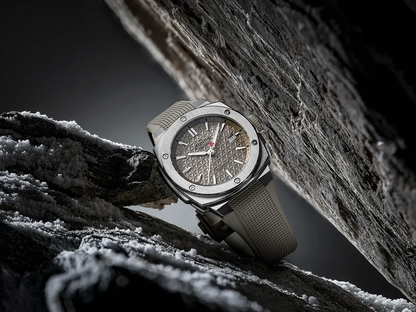 ALPINA WATCH: EXTREME AUTOMATIC - BEIGE RUBBER DIAL