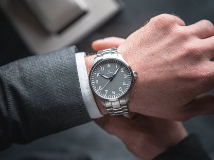 RELOJ LACO: PILOT WATCHES BASIC AUTOMÁTICO AUGSBURG GRIS