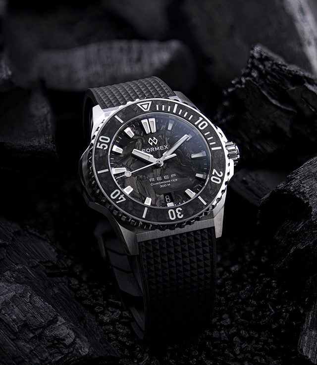 MONTRE FORMEX : REEF 39,5 MM AUTOMATIQUE CARBONE FORGÉ ÉDITION LIMITÉE