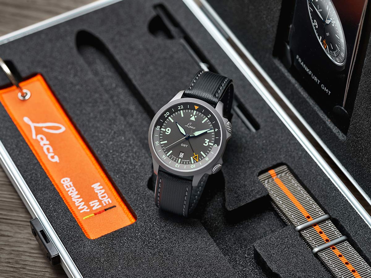 MONTRE LACO : PILOT WATCHES SPECIAL MODELS FRANKFURT GMT AUTOMATIQUE NOIR 862120.2