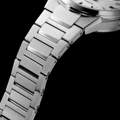 MONTRE CASIO : ÉDIFICE AUTOMATIQUE BLANC EFK-110D-7A