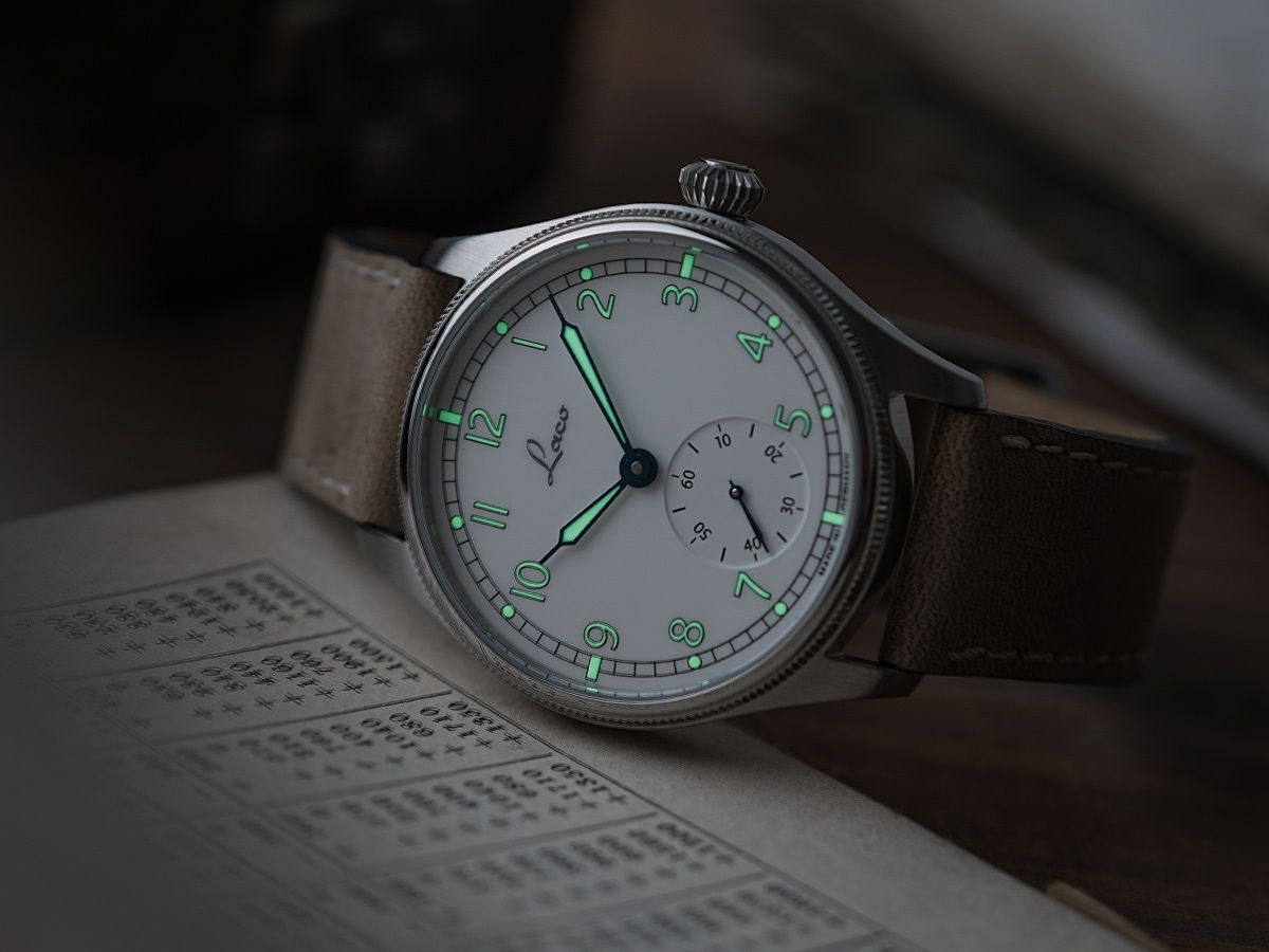 MONTRE LACO : NAVY WATCHES CUXHAVEN 39 BLANC 862168