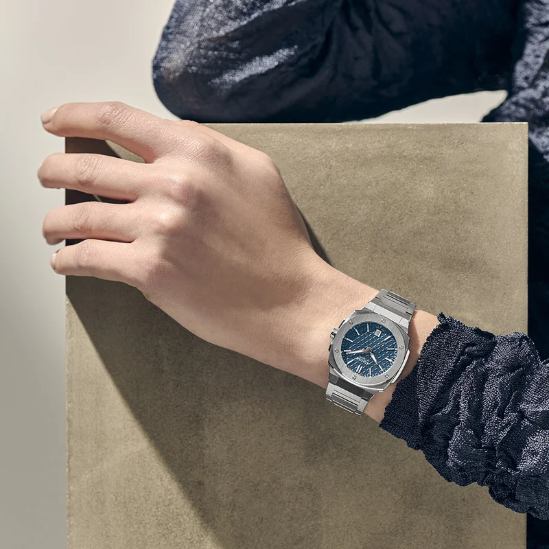 MONTRE ALPINA : ALPINER EXTREME QUARTZ BLEU AL-220TB2AE6B