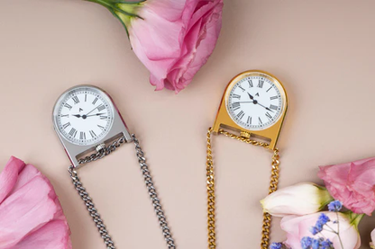 Montre AndoAndoAndo : Pendant Clock Argentée Quartz