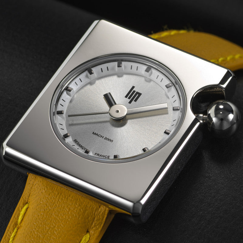 Montre LIP : Mach 2000 Mini Square Jaune 671668