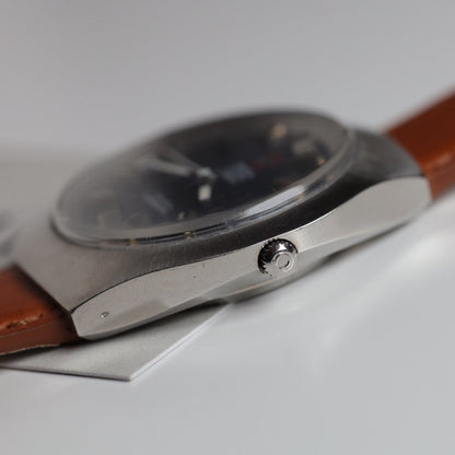 OMEGA WATCH: ELECTRONIC F300 Hz GENEVA CHRONOMETER BLUE