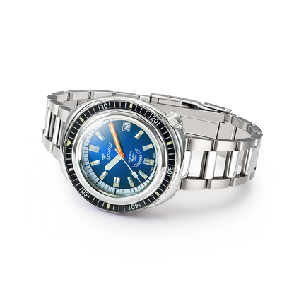 Squale 2001 Sunray Blue, vue de trois quarts