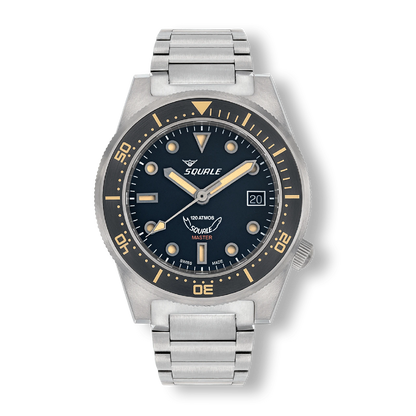 Squale Master Titanium 120 ATM noire, vue de face