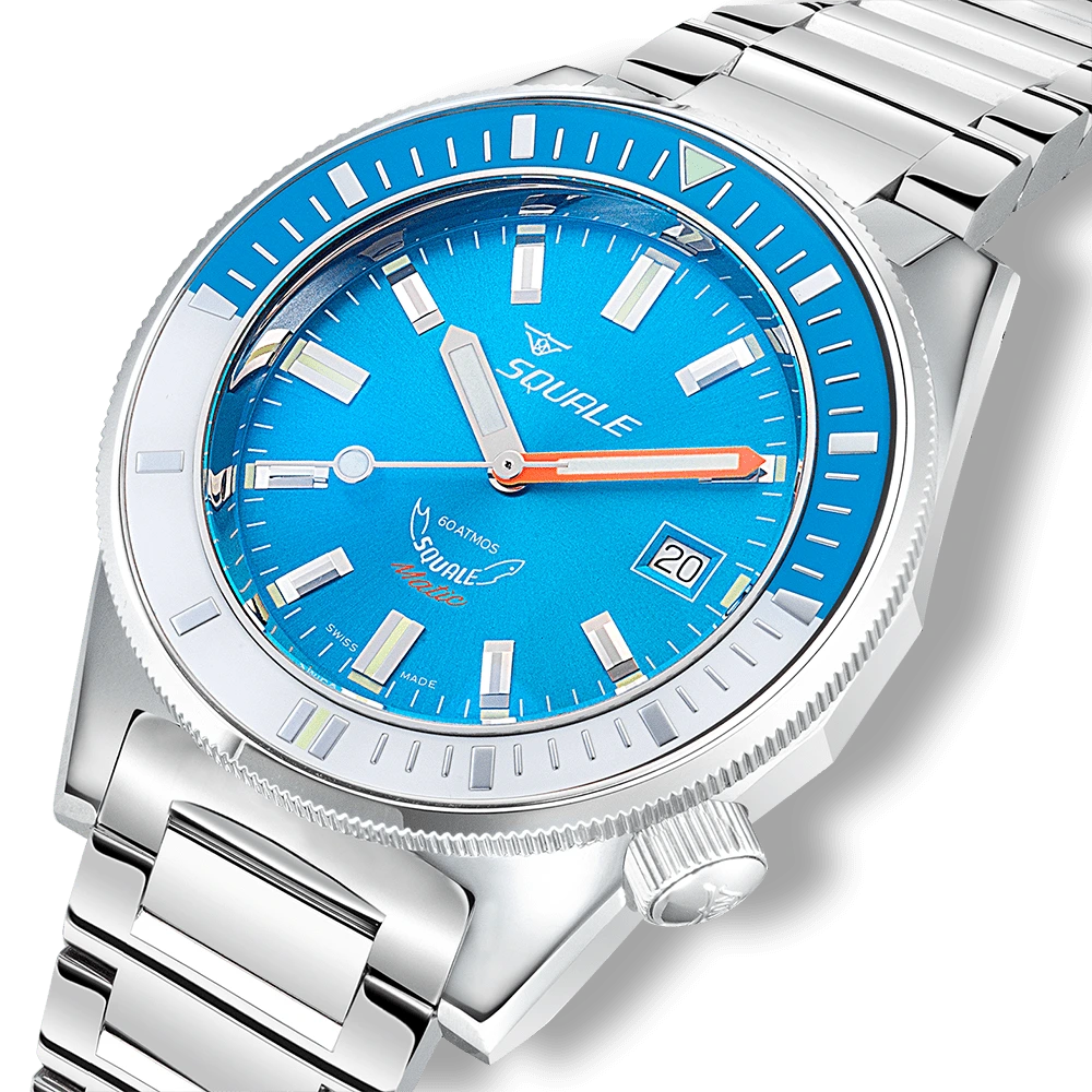 Squale Matic bleu clair, bracelet acier, profil et couronne