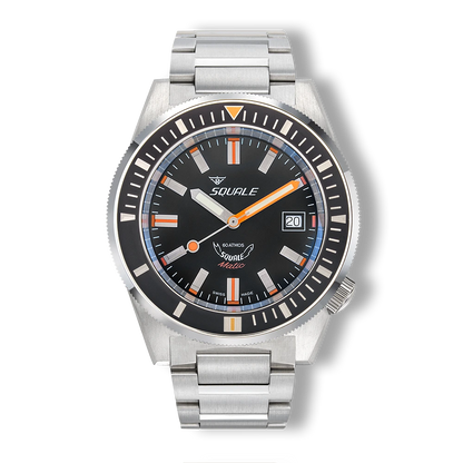 Squale Matic noire satinée, bracelet acier, vue de face