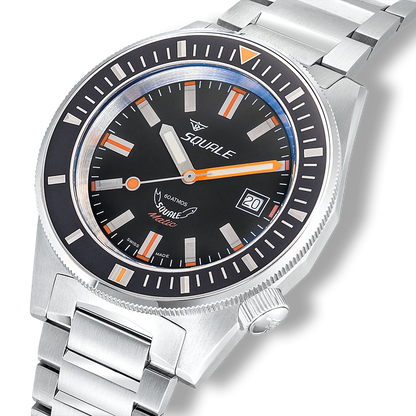 Squale Matic noire satinée, bracelet acier, profil et couronne
