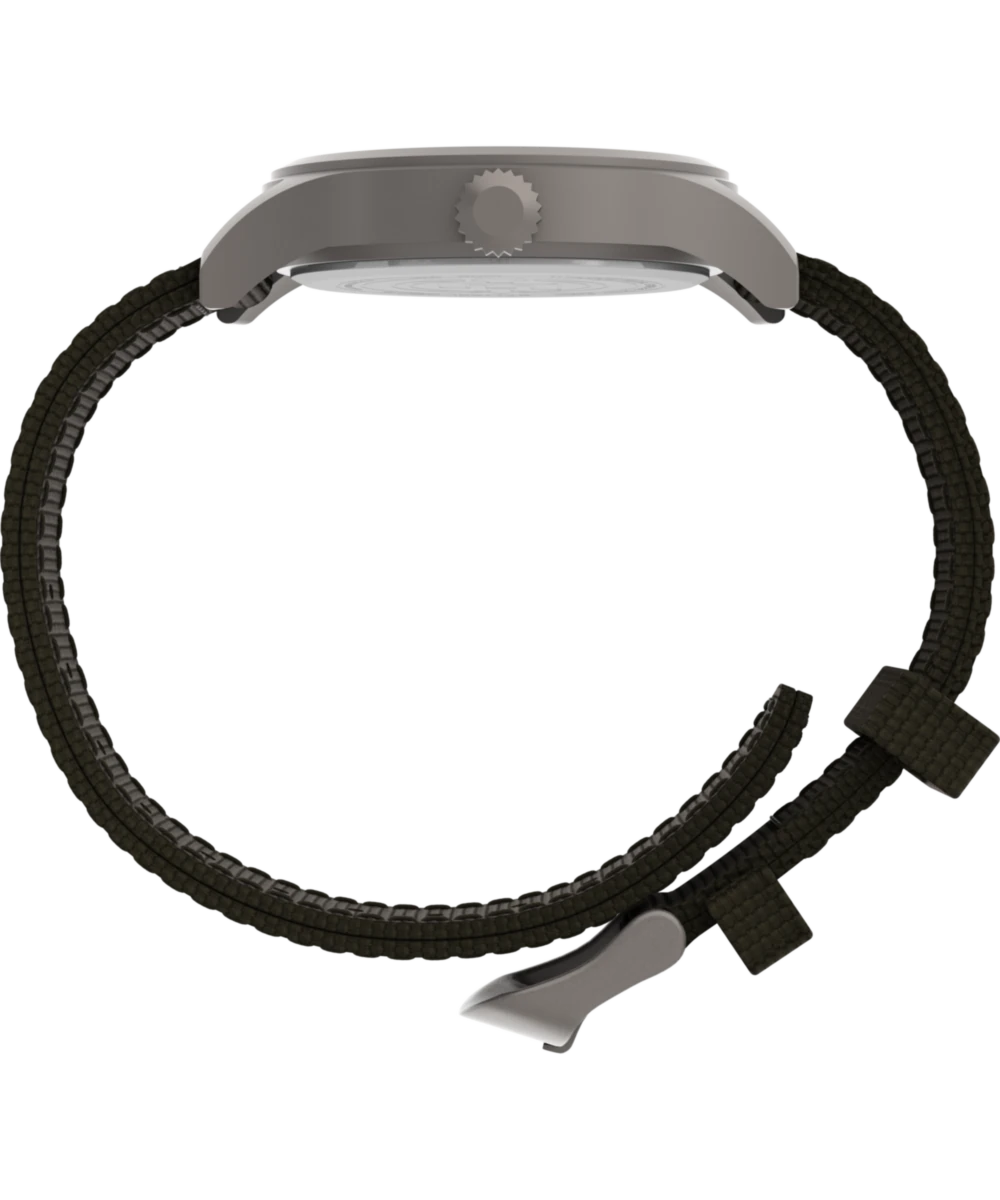 Timex T49961, vue de profil