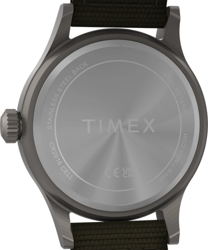 Timex T49961, vue du fond