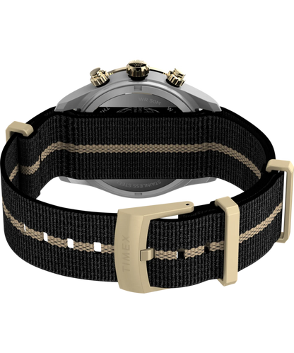 Timex Waterbury TW2Y35400 – bracelet et fond