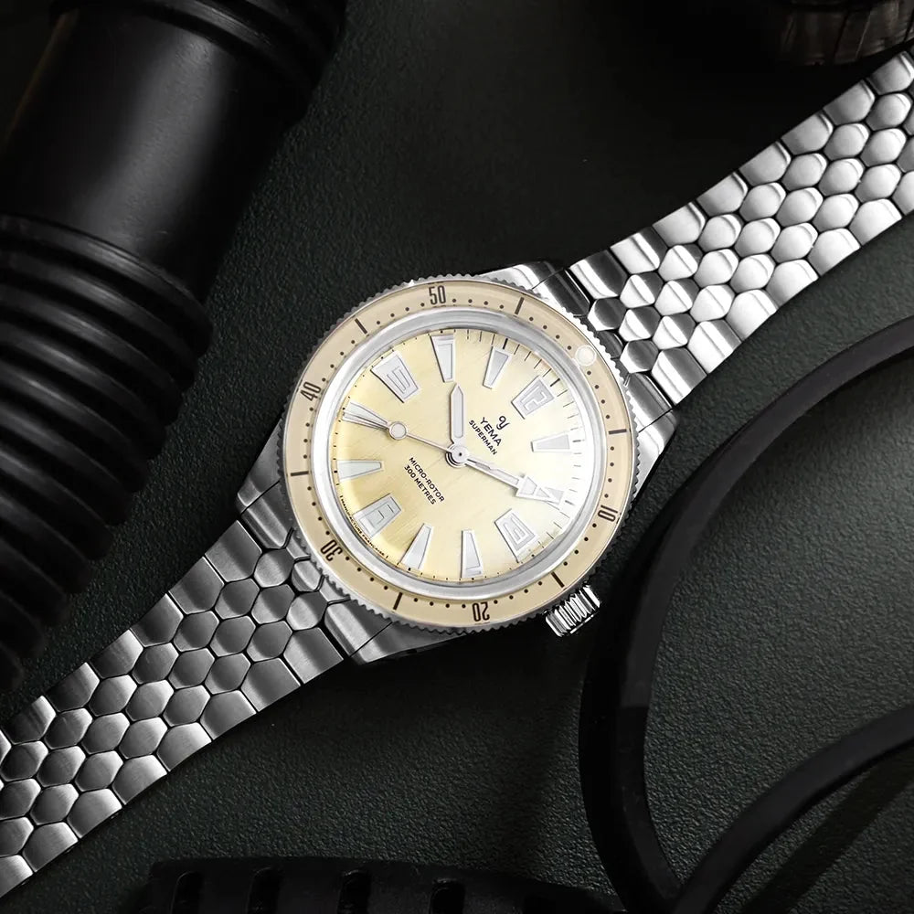 Yema Superman Skin Diver CMM.20 beige — présentation du cadran