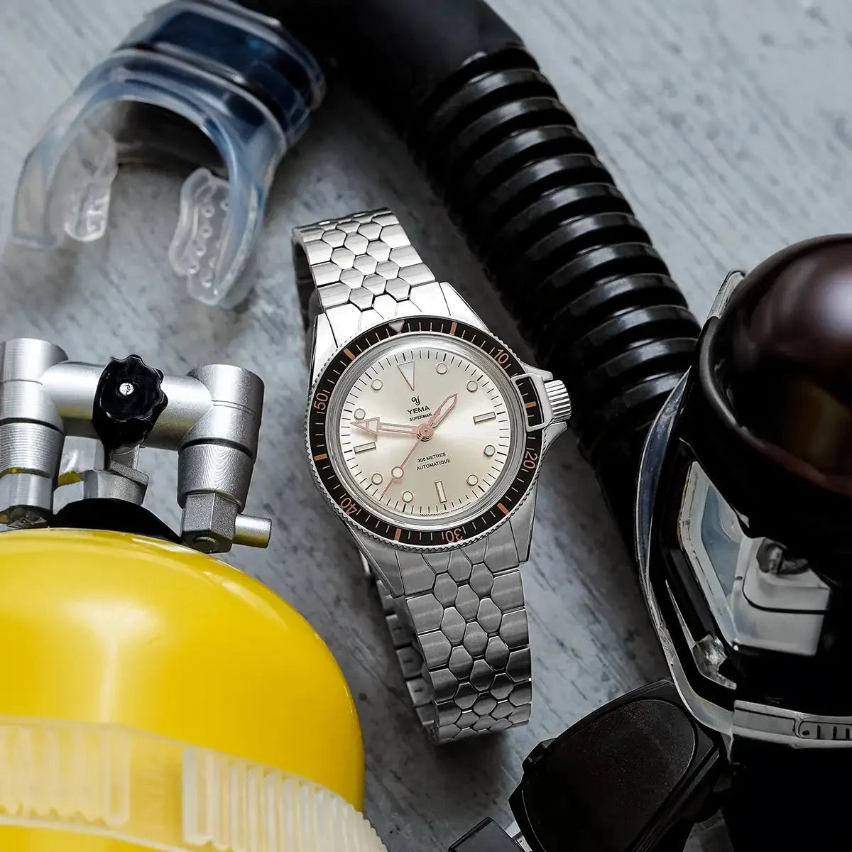 Présentation de la montre – Yema Superman Gilt CMM.10 champagne